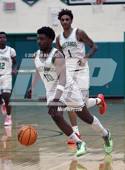 Thumbnail 3 in Hough @ Myers Park photogallery.