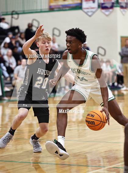 Thumbnail 1 in Hough @ Myers Park photogallery.