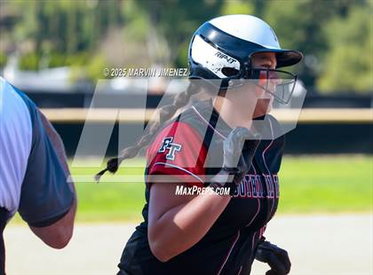 Thumbnail 3 in Foothill Tech @ Calabasas photogallery.