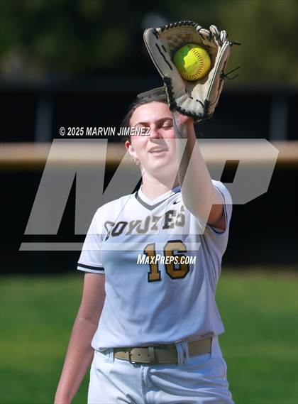 Thumbnail 2 in Foothill Tech @ Calabasas photogallery.