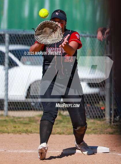 Thumbnail 1 in Foothill Tech @ Calabasas photogallery.