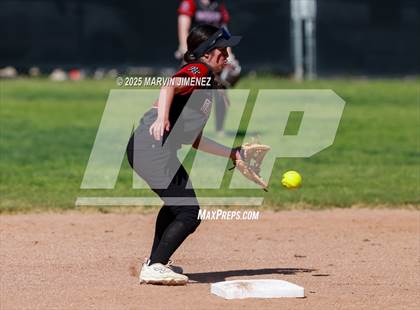 Thumbnail 3 in Foothill Tech @ Calabasas photogallery.