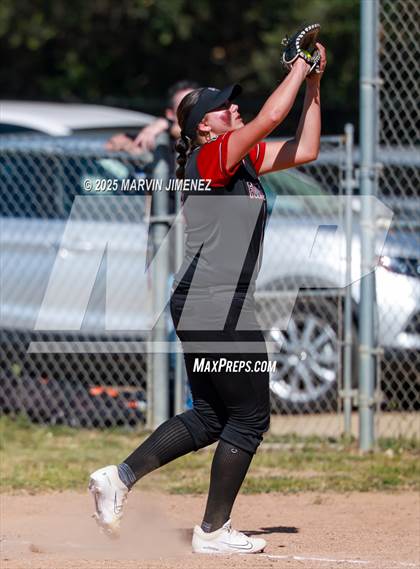 Thumbnail 1 in Foothill Tech @ Calabasas photogallery.