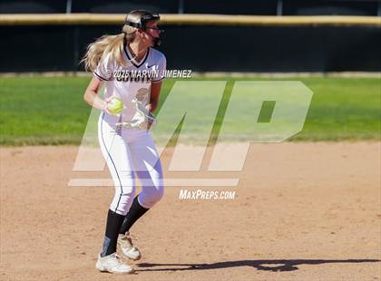 Thumbnail 3 in Foothill Tech @ Calabasas photogallery.