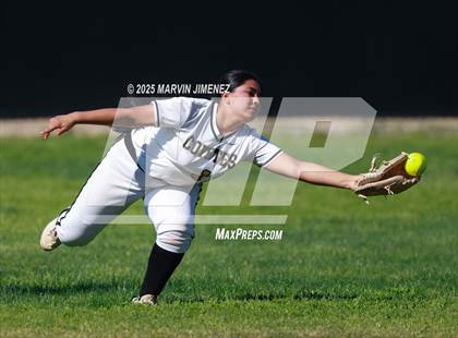 Thumbnail 1 in Foothill Tech @ Calabasas photogallery.