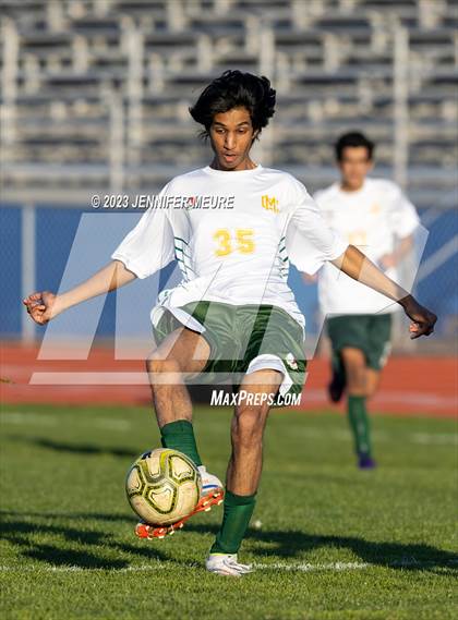 Thumbnail 3 in Moreau Catholic @ Newark Memorial photogallery.