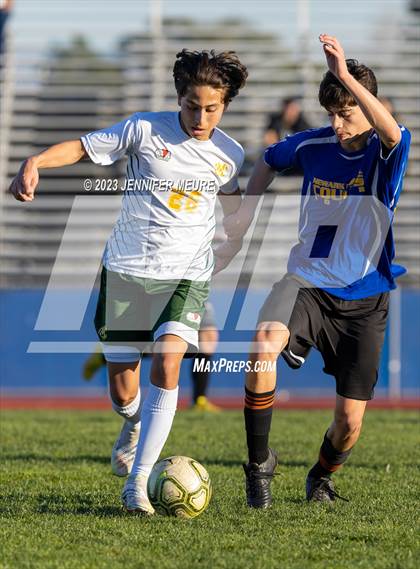Thumbnail 2 in Moreau Catholic @ Newark Memorial photogallery.