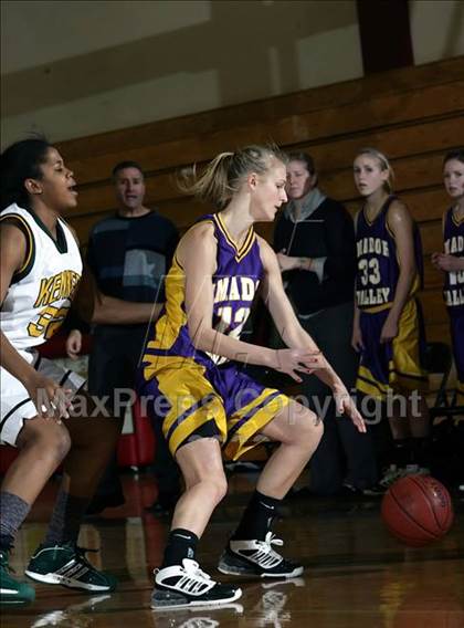 Thumbnail 2 in Amador Valley vs. Kennedy (West Coast Jamboree) photogallery.