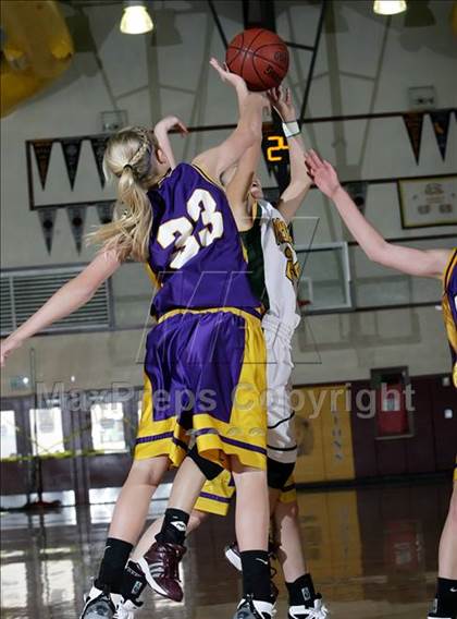 Thumbnail 1 in Amador Valley vs. Kennedy (West Coast Jamboree) photogallery.