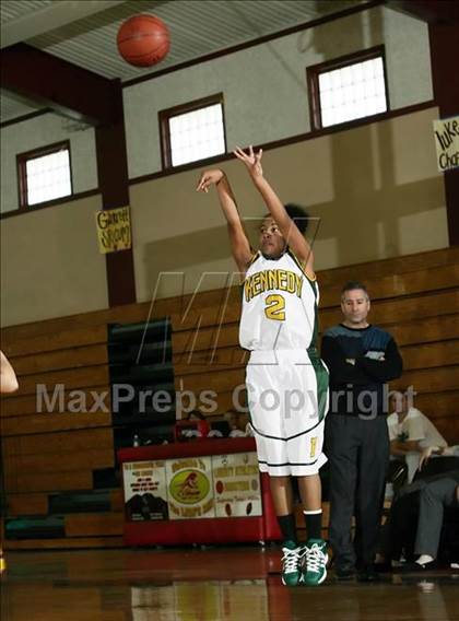 Thumbnail 3 in Amador Valley vs. Kennedy (West Coast Jamboree) photogallery.