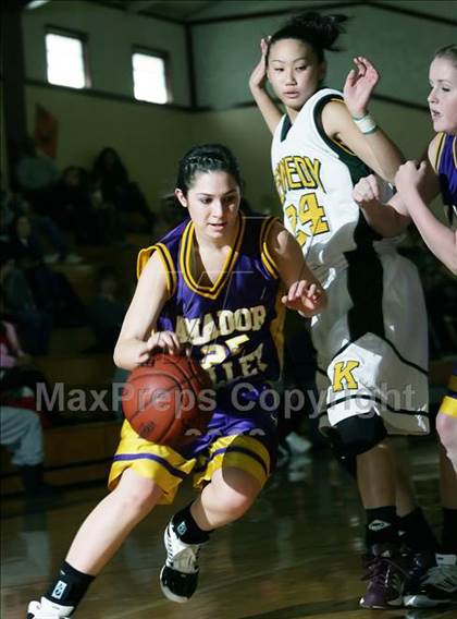 Thumbnail 2 in Amador Valley vs. Kennedy (West Coast Jamboree) photogallery.