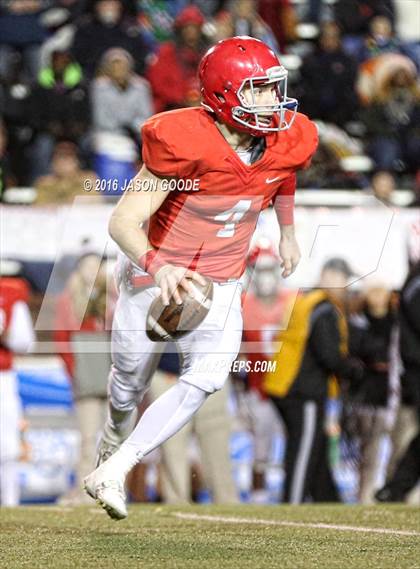 Thumbnail 2 in Brentwood Academy vs. Montgomery Bell Academy (TSSAA Division II Class AA Final) photogallery.