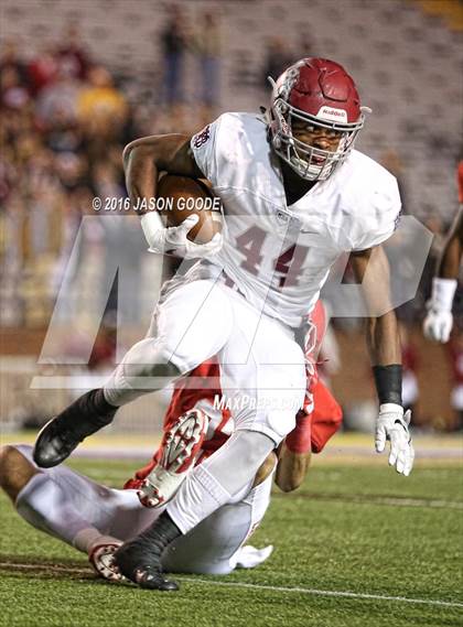 Thumbnail 1 in Brentwood Academy vs. Montgomery Bell Academy (TSSAA Division II Class AA Final) photogallery.