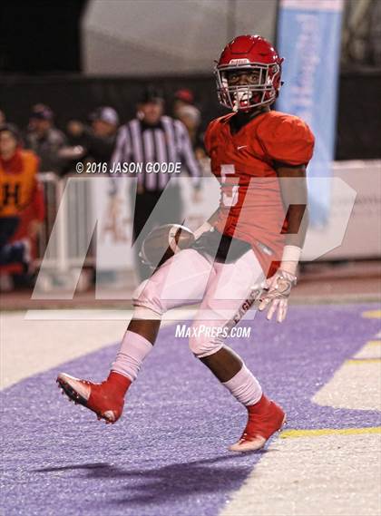 Thumbnail 3 in Brentwood Academy vs. Montgomery Bell Academy (TSSAA Division II Class AA Final) photogallery.