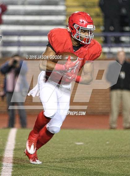 Thumbnail 1 in Brentwood Academy vs. Montgomery Bell Academy (TSSAA Division II Class AA Final) photogallery.