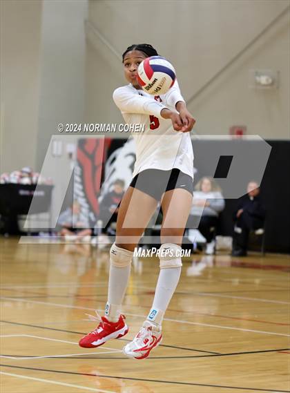 Thumbnail 1 in Joliet Catholic @ Benet Academy photogallery.