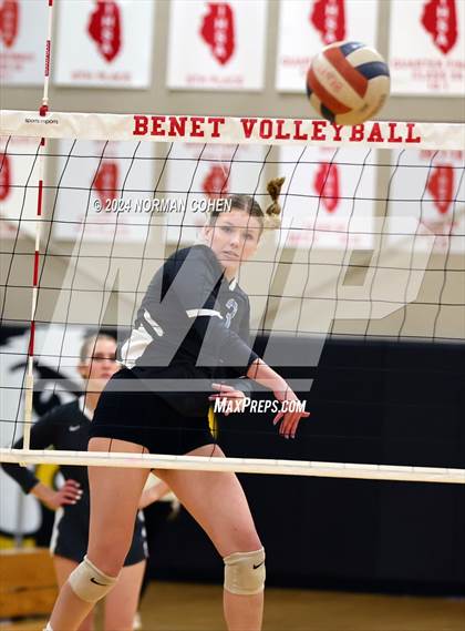 Thumbnail 3 in Joliet Catholic @ Benet Academy photogallery.