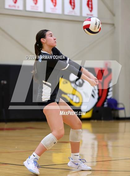 Thumbnail 3 in Joliet Catholic @ Benet Academy photogallery.
