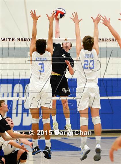Thumbnail 2 in Oak Park vs. Corona del Mar (CIF SoCal Regional D2 Final) photogallery.