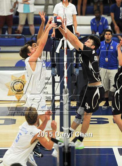 Thumbnail 1 in Oak Park vs. Corona del Mar (CIF SoCal Regional D2 Final) photogallery.