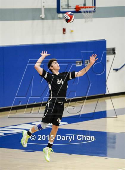 Thumbnail 1 in Oak Park vs. Corona del Mar (CIF SoCal Regional D2 Final) photogallery.