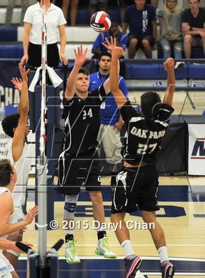 Thumbnail 3 in Oak Park vs. Corona del Mar (CIF SoCal Regional D2 Final) photogallery.