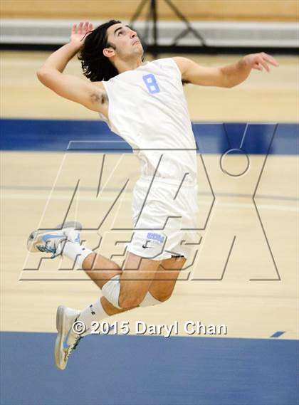 Thumbnail 2 in Oak Park vs. Corona del Mar (CIF SoCal Regional D2 Final) photogallery.