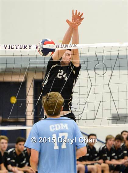 Thumbnail 1 in Oak Park vs. Corona del Mar (CIF SoCal Regional D2 Final) photogallery.