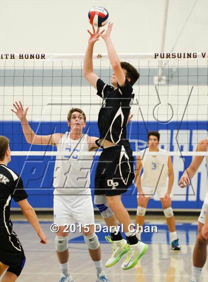 Thumbnail 3 in Oak Park vs. Corona del Mar (CIF SoCal Regional D2 Final) photogallery.