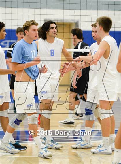 Thumbnail 2 in Oak Park vs. Corona del Mar (CIF SoCal Regional D2 Final) photogallery.