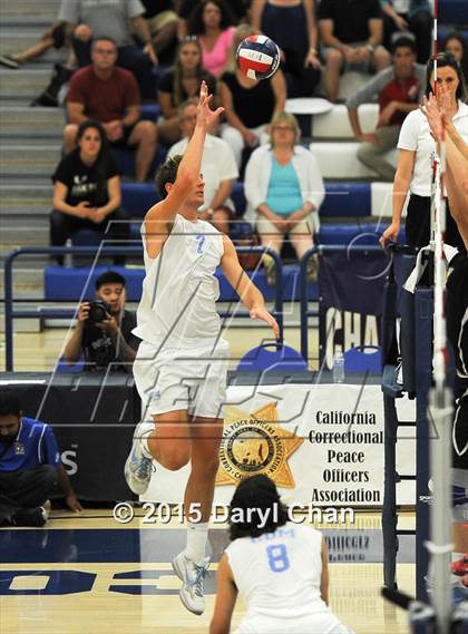 Thumbnail 3 in Oak Park vs. Corona del Mar (CIF SoCal Regional D2 Final) photogallery.