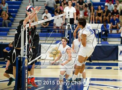 Thumbnail 1 in Oak Park vs. Corona del Mar (CIF SoCal Regional D2 Final) photogallery.