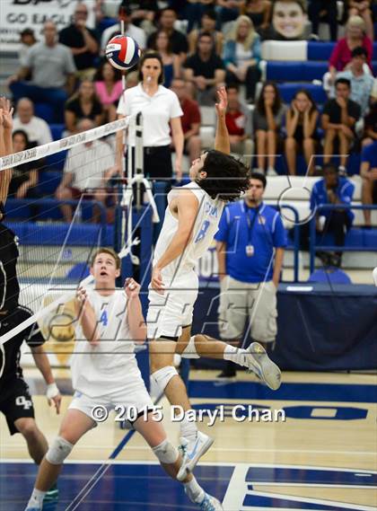 Thumbnail 3 in Oak Park vs. Corona del Mar (CIF SoCal Regional D2 Final) photogallery.