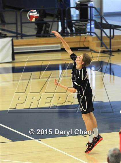 Thumbnail 2 in Oak Park vs. Corona del Mar (CIF SoCal Regional D2 Final) photogallery.