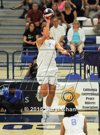Thumbnail 2 in Oak Park vs. Corona del Mar (CIF SoCal Regional D2 Final) photogallery.