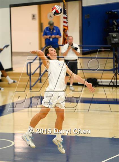 Thumbnail 2 in Oak Park vs. Corona del Mar (CIF SoCal Regional D2 Final) photogallery.