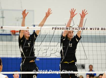 Thumbnail 2 in Oak Park vs. Corona del Mar (CIF SoCal Regional D2 Final) photogallery.