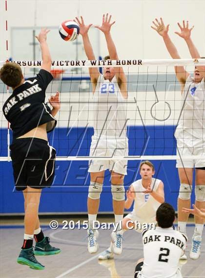 Thumbnail 3 in Oak Park vs. Corona del Mar (CIF SoCal Regional D2 Final) photogallery.
