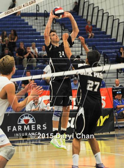 Thumbnail 1 in Oak Park vs. Corona del Mar (CIF SoCal Regional D2 Final) photogallery.