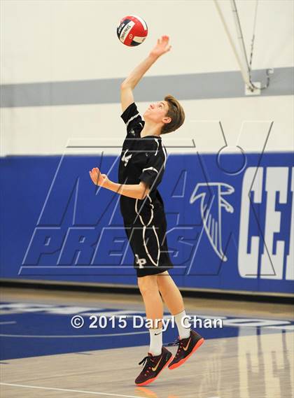 Thumbnail 1 in Oak Park vs. Corona del Mar (CIF SoCal Regional D2 Final) photogallery.