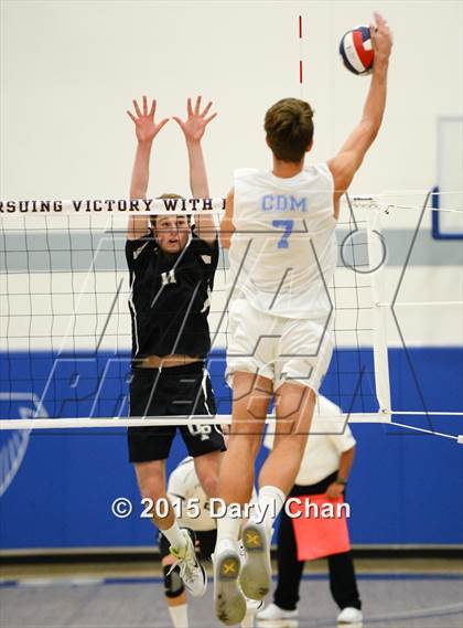Thumbnail 1 in Oak Park vs. Corona del Mar (CIF SoCal Regional D2 Final) photogallery.