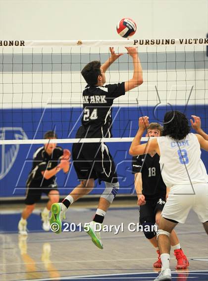 Thumbnail 1 in Oak Park vs. Corona del Mar (CIF SoCal Regional D2 Final) photogallery.