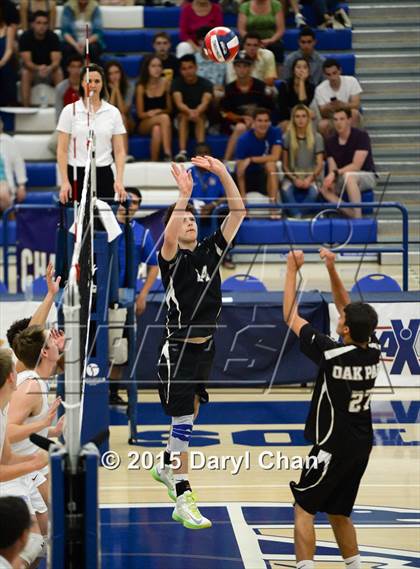Thumbnail 1 in Oak Park vs. Corona del Mar (CIF SoCal Regional D2 Final) photogallery.