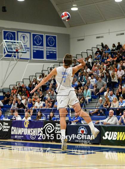 Thumbnail 3 in Oak Park vs. Corona del Mar (CIF SoCal Regional D2 Final) photogallery.