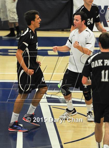 Thumbnail 3 in Oak Park vs. Corona del Mar (CIF SoCal Regional D2 Final) photogallery.