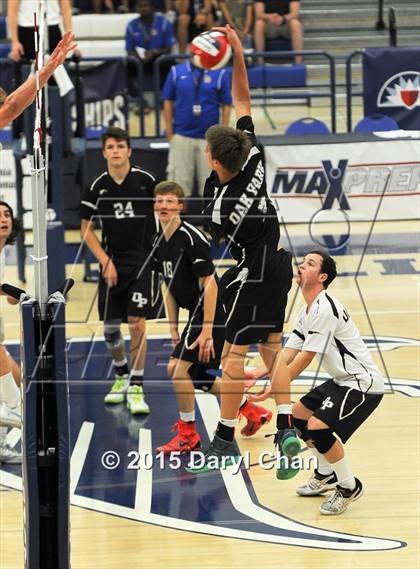 Thumbnail 1 in Oak Park vs. Corona del Mar (CIF SoCal Regional D2 Final) photogallery.
