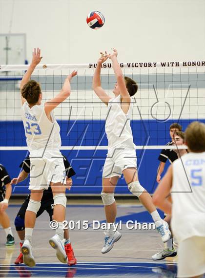 Thumbnail 2 in Oak Park vs. Corona del Mar (CIF SoCal Regional D2 Final) photogallery.