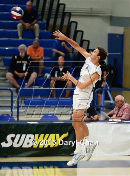 Thumbnail 2 in Oak Park vs. Corona del Mar (CIF SoCal Regional D2 Final) photogallery.