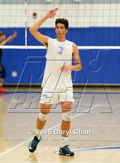 Thumbnail 1 in Oak Park vs. Corona del Mar (CIF SoCal Regional D2 Final) photogallery.