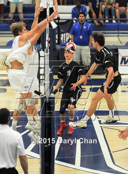 Thumbnail 3 in Oak Park vs. Corona del Mar (CIF SoCal Regional D2 Final) photogallery.